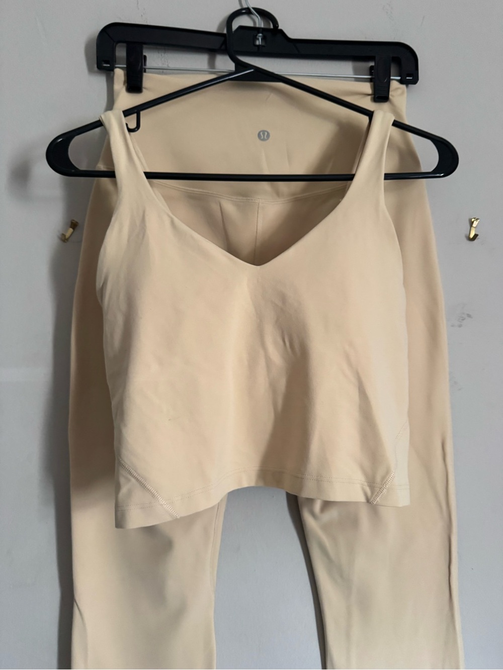 lululemon athletica Cream V-Neck Crop Top & High-Rise Leggings Set